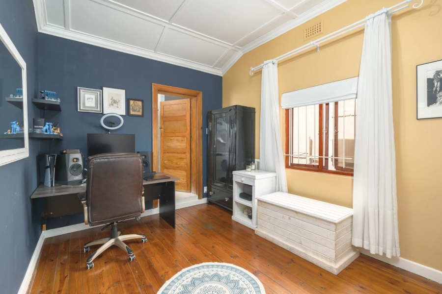 3 Bedroom Property for Sale in Sea Point Western Cape